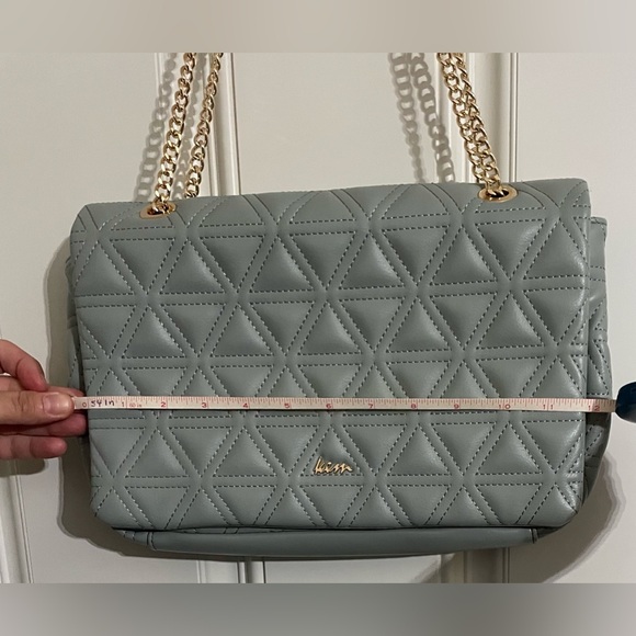 Gorgeous KEM Mint Green Purse (2023 Spring Collection) - Picture 8 of 10